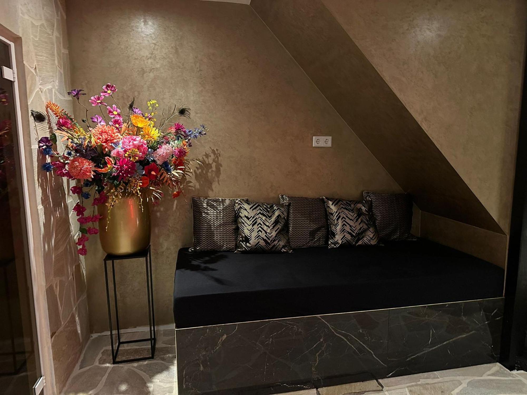 B&B Spa Goud Tilburgo Exterior foto